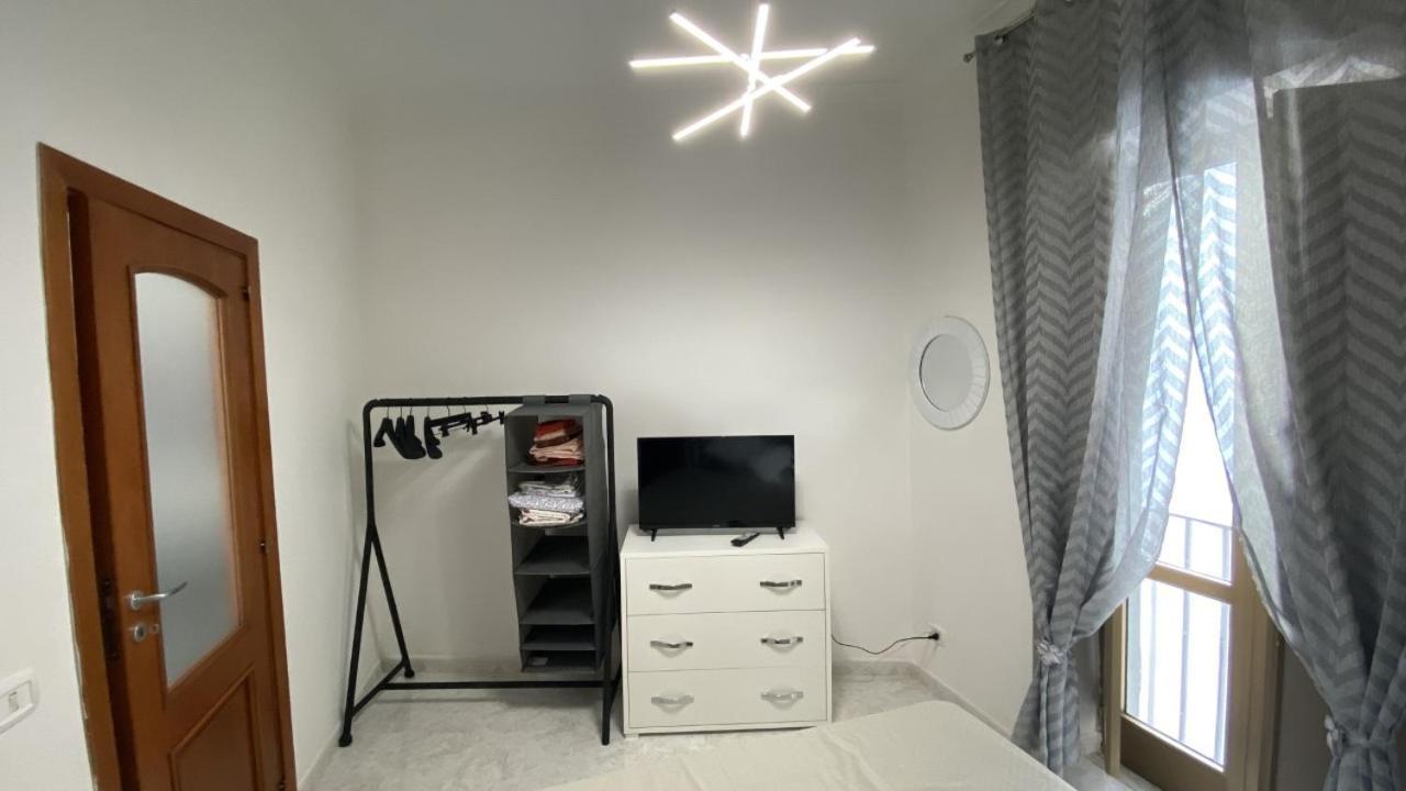 Sea&Sun Apartament Chiaia เนเปิลส์ ภายนอก รูปภาพ